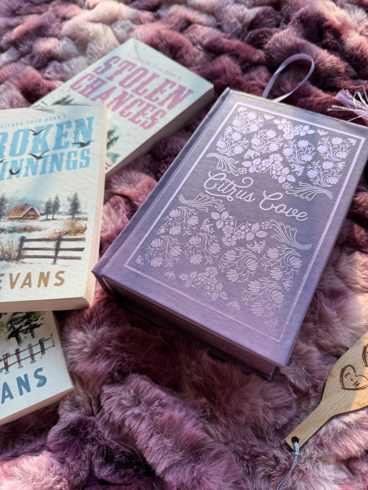 Citrus Cove Omnibus (Preorder)